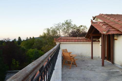 Villa Vytina With Garden And Bbq