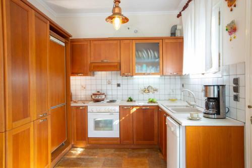 Apartamento Renovated Liana's Home