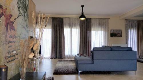 Luxury Villa Thea