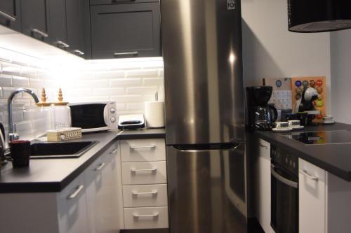 Apartamento Comely N Gusto Luxury Apts.(must)