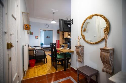 Apartamento Ministry Mansion (skg)