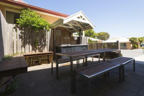 Port Campbell Parkview Motel & Apartments