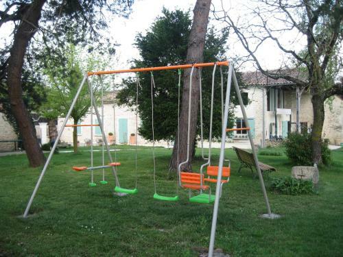 Hostal La Dor�pontaise