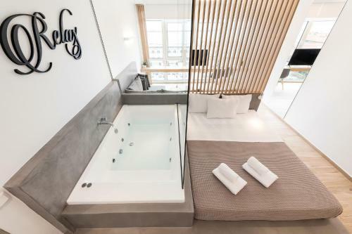 Porto Sea View Apartments - Luxury Junior Suites