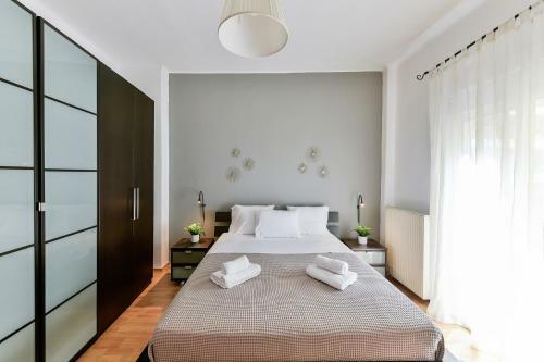Porto Sea View Apartments - Mitropoleos