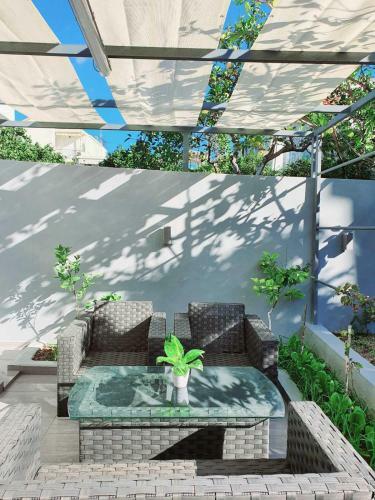 Evia's Apartment - New Apartment In Town!