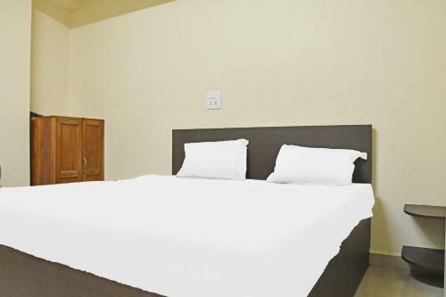 Hotel Capital O 87596 The Nest Inn