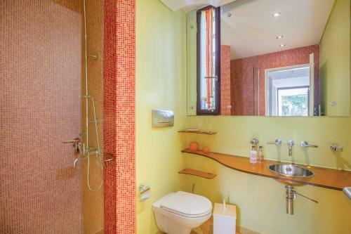 Villa Oasis Lagonisi With Garden And Large Pool