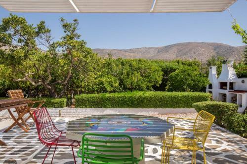 Villa Oasis Lagonisi With Garden And Large Pool
