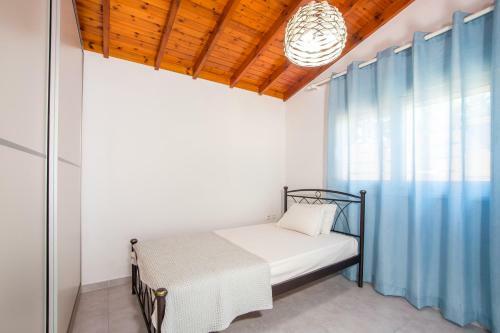 Platanos House Ideal For Families