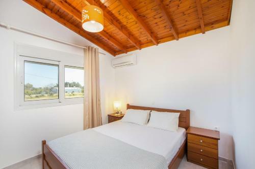 Platanos House Ideal For Families
