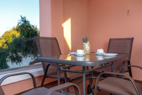Apartamento Georgioupoli Studio 2 With A Pool And Lake Views