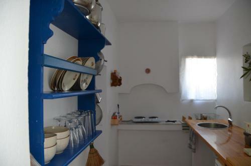 Spitaki - House With Garden By The Beach - Pefki
