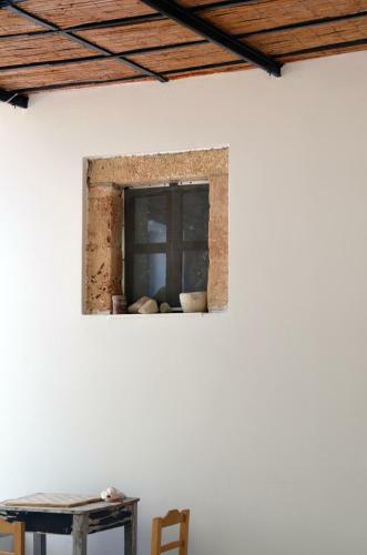 Spitaki - House With Garden By The Beach - Pefki
