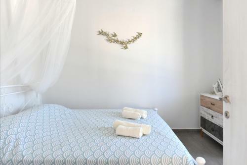 Marousso's Seafront House