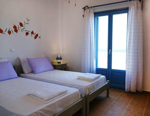 Flora Apartments