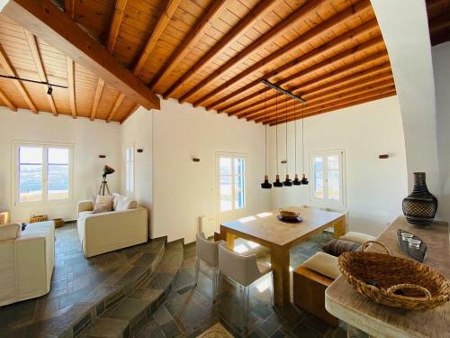Patron Pool Villa By Mykonos & More