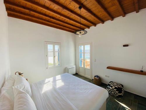 Patron Pool Villa By Mykonos & More