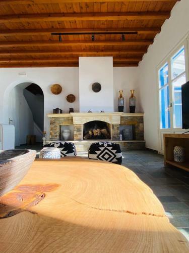 Patron Pool Villa By Mykonos & More