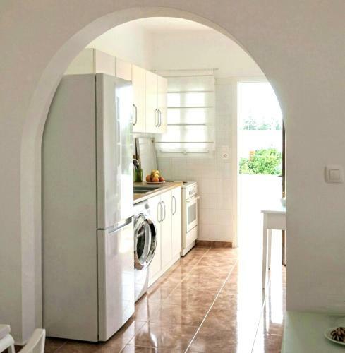 Aegean Breeze Luxury Apartments Parikia