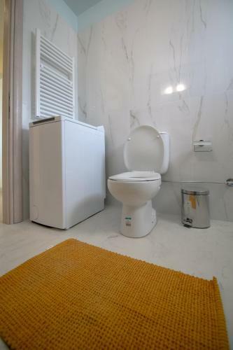 Eden Sunflower - Luxurious Apartment With Sea View