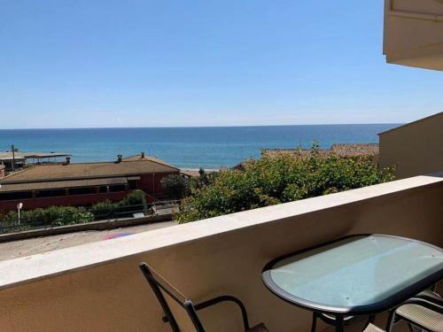Inviting Apartment In Corfu With Sea View And Balcony