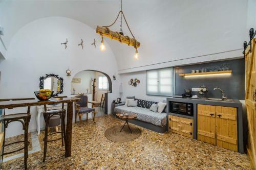 Villa Asera Suites Only 300m From Kamari Beach