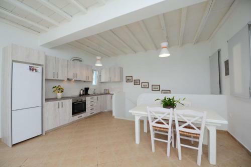Mykonian Wild Villas