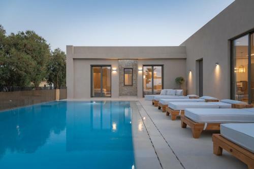 Melia Amalthia Villa, An Evanescence Retreat