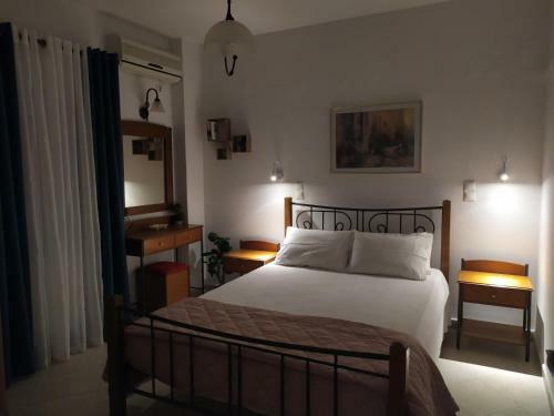 Hostal Actis Studios