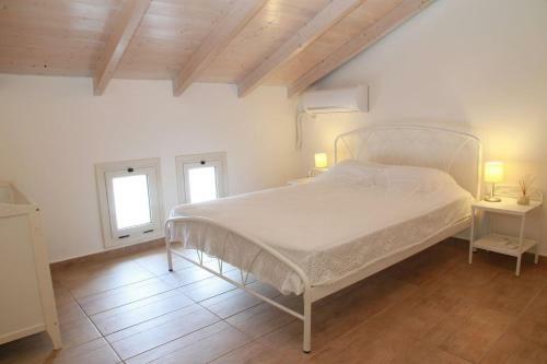 Xaradiotis House - A Modern Home Away From Home