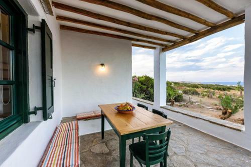 Traditional Villa 5-min Walk To The Beach