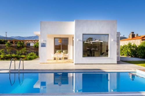 Sardines Luxury Villas