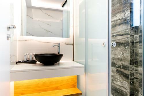 Sardines Luxury Villas