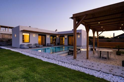 Sardines Luxury Villas