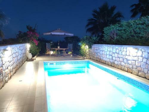 Villa With Private Pool Just 3 Minutes From The Beach