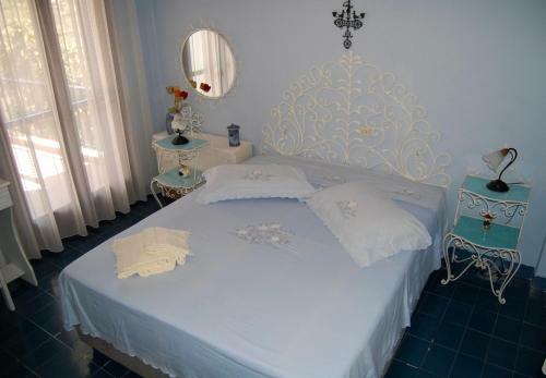Apartamento Fteroti House