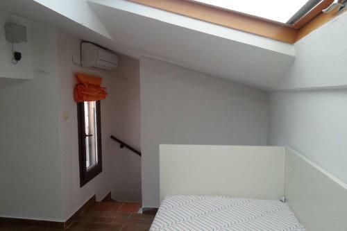 Lightfull & Relaxing Maison, 200 Steps From Paradise Karidi Beach