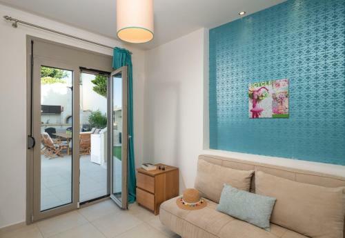 Villa Caldera Blue