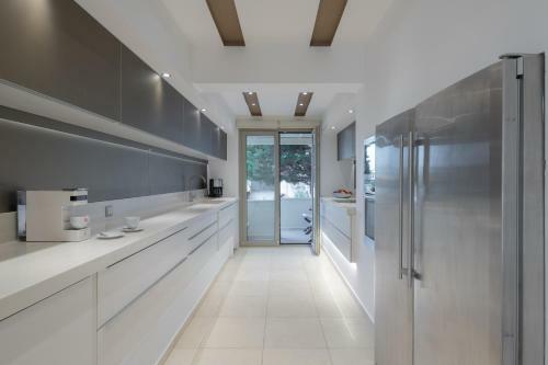 Villa Caldera Blue