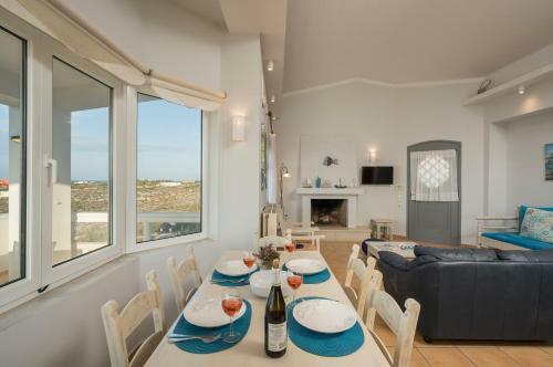 Kiani Seafront Apartments