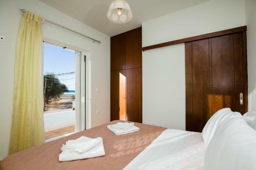 Sea Side House Rapanas