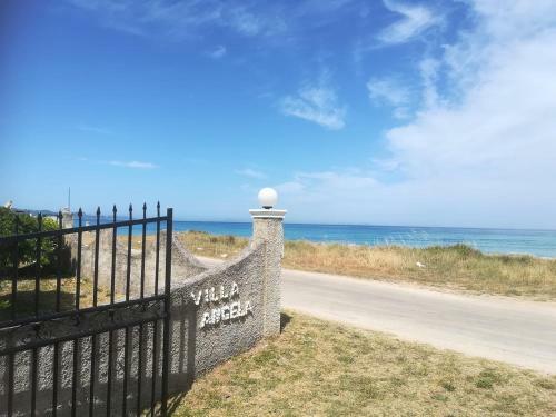 Villa Angela, Seafront Apartments, Almiros Beach