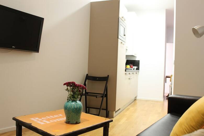 Life Apartments Calder�n