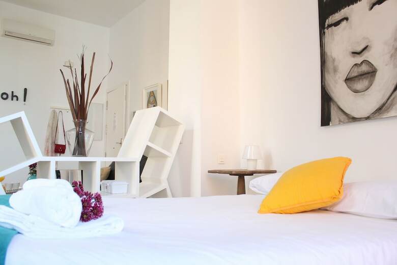 Life Apartments Calder�n