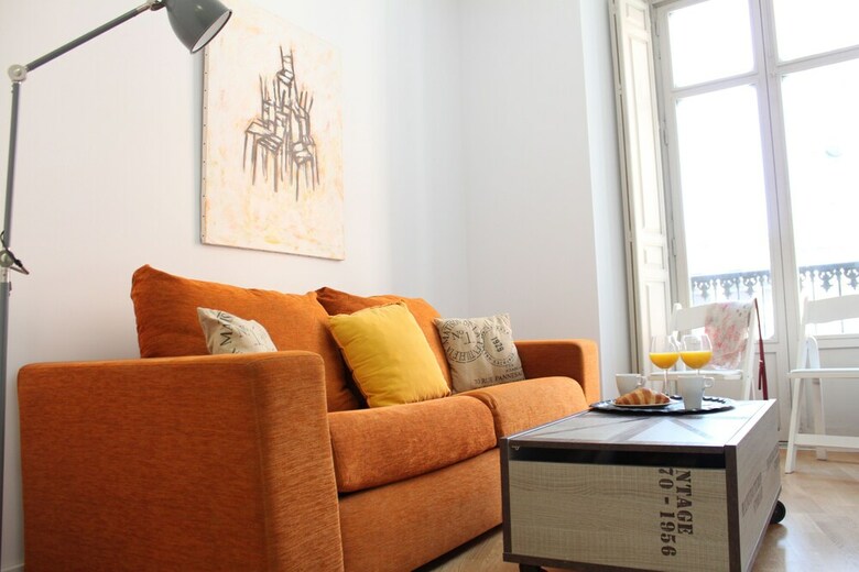 Life Apartments Calder�n