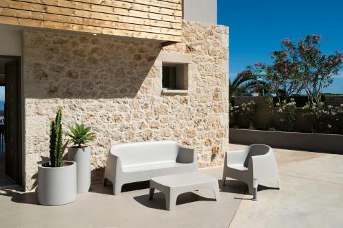 Marion La Lumiere, An Intimate Villa Resort!