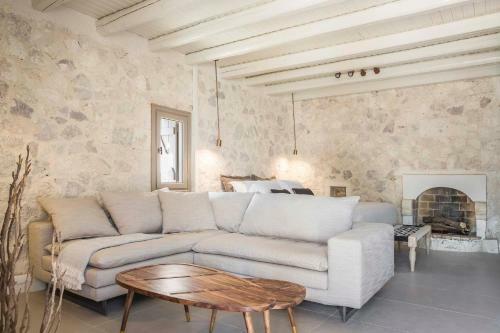 Ploes Luxury Cottages