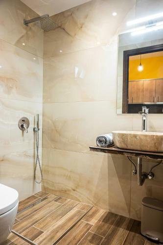 Apartamento Simi Luxury Suites