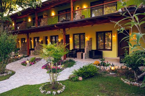 Apartamento Simi Luxury Suites